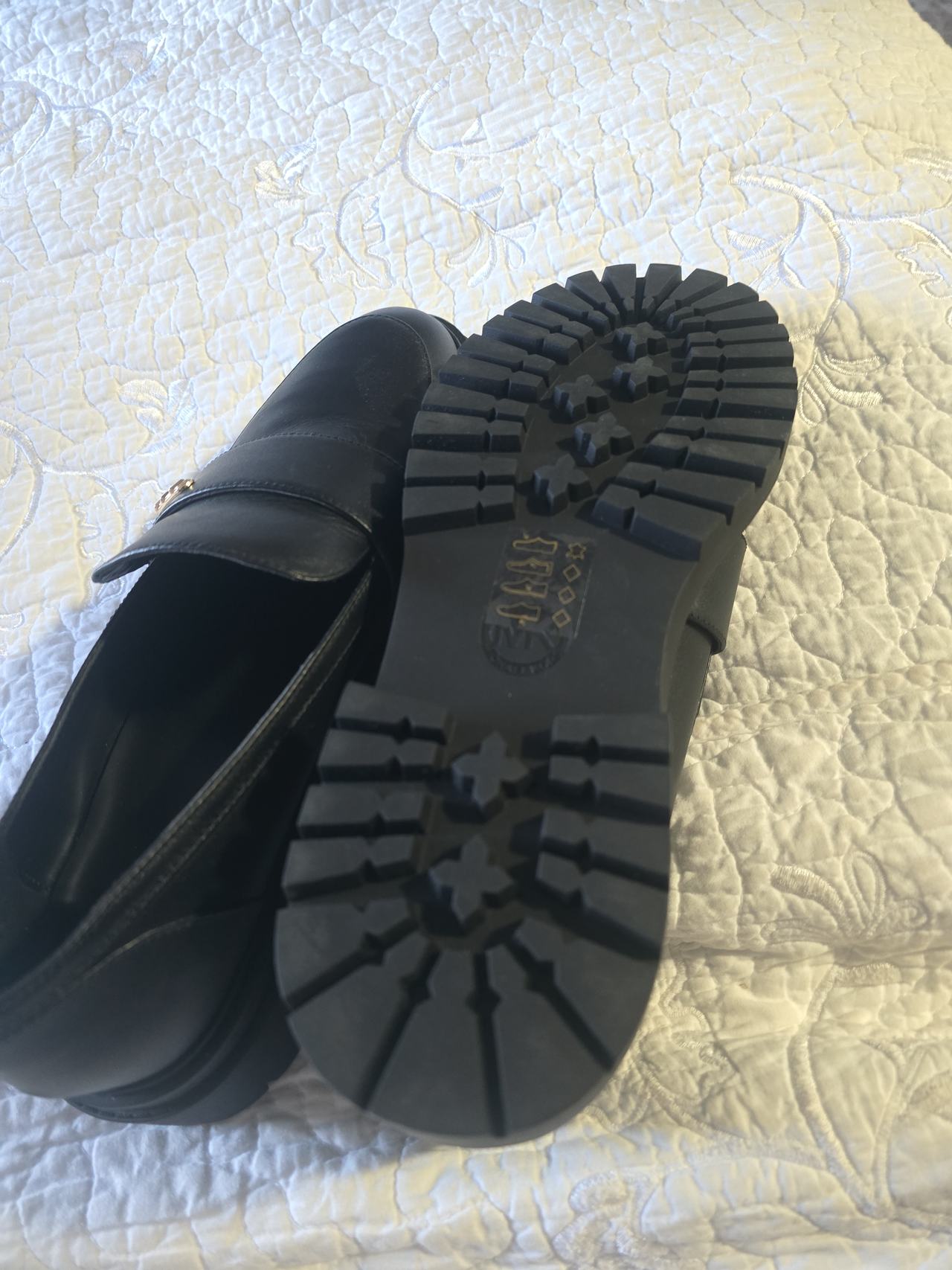 Michael Kors Black Leather Loafers – Women’s Size 10M