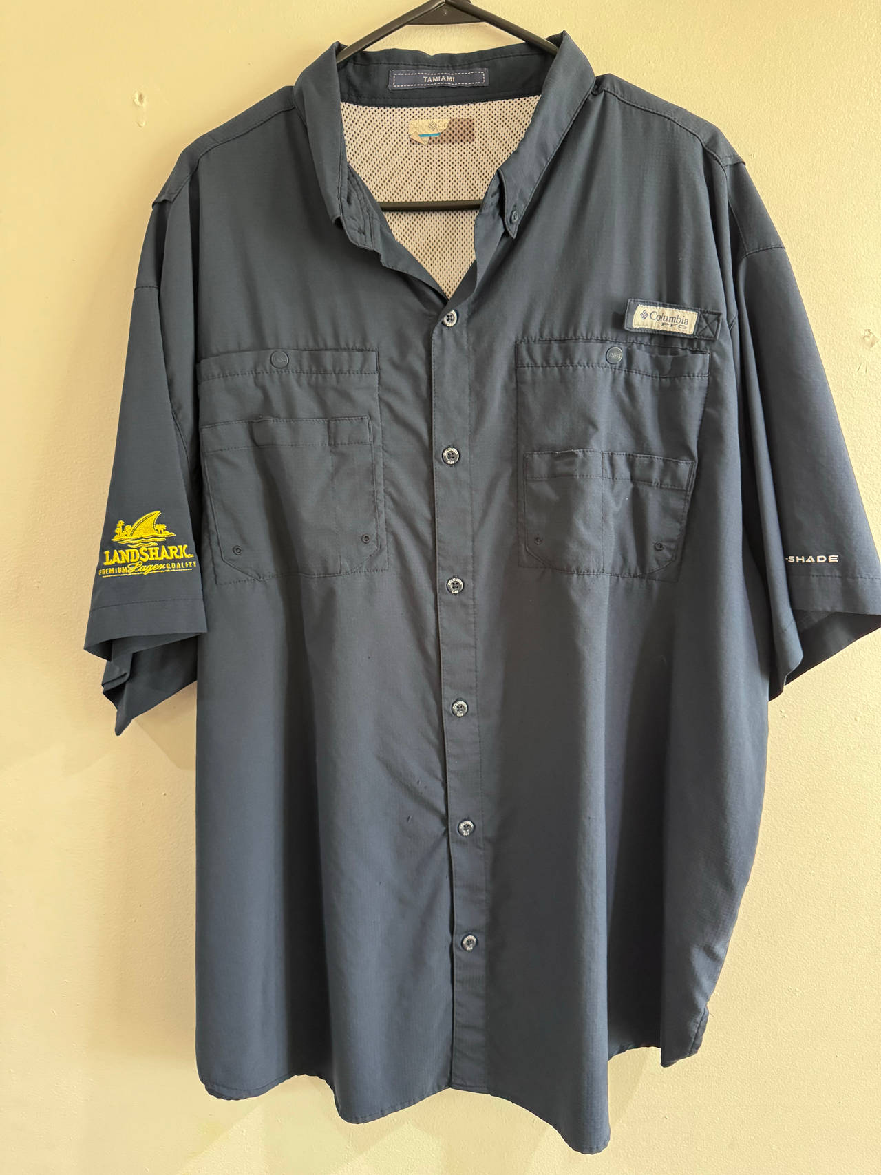 Columbia PFG Tamiami II Short Sleeve Shirt Landshark Edition XXL
