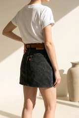 Levi's Women's Decon Iconic Denim Skirt sz 27 - Image 4