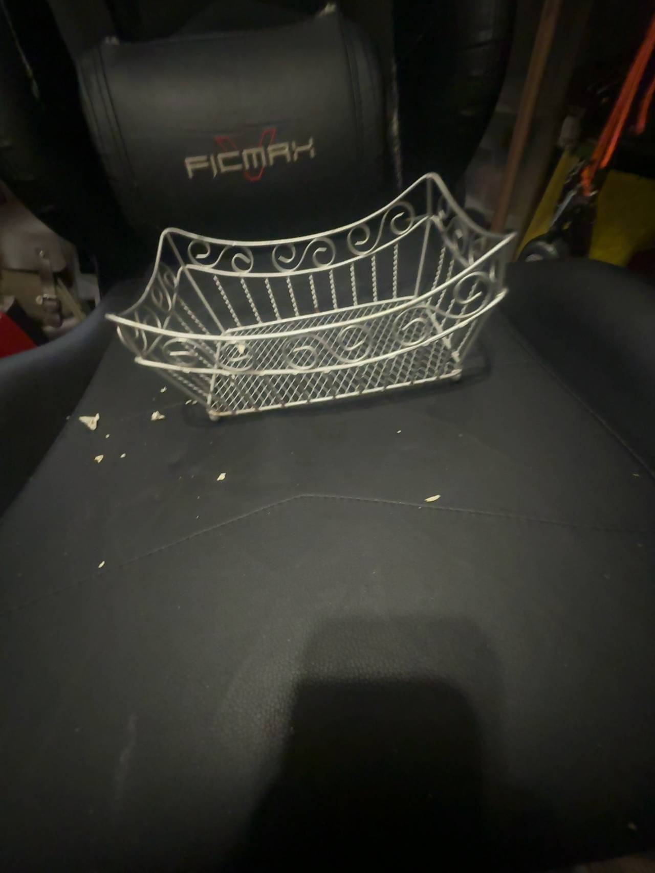 White Vintage Painted Metal Wire Basket