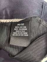 Perry Ellis Men's Slim Fit Black Chinos - Image 6