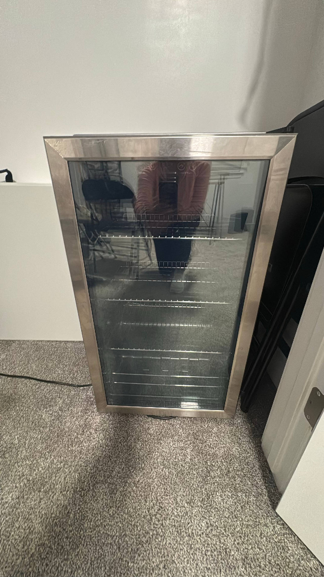 Wine Cooler/ Mini Fridge