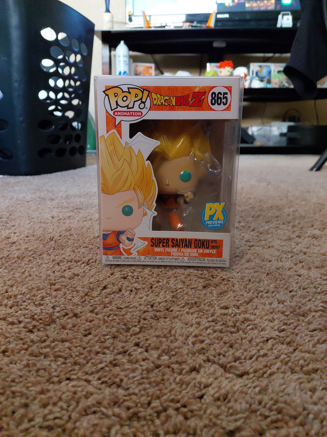 Funko Pop! Animation: Dragon Ball Z - Super Saiyan Goku with Energy #865 Previews Exclusive