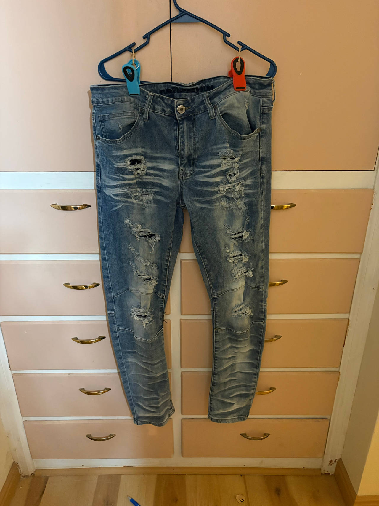 Men's Distressed Moto Denim Jeans