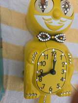 Vintage Yellow Kit-Cat Klock with Rhinestones - Image 3