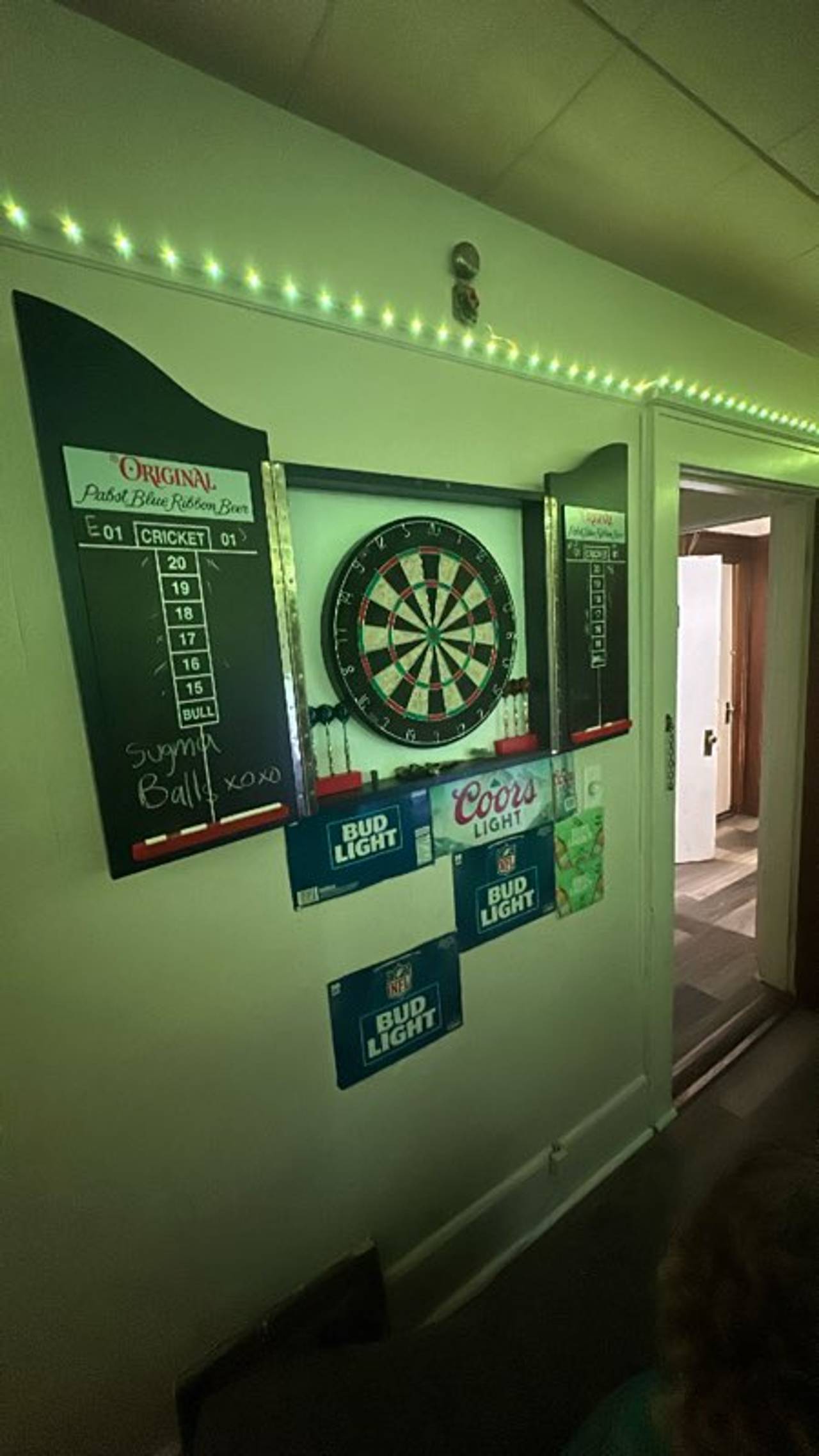 Dartboard Cabinet Set