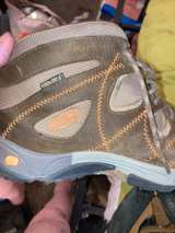 KEEN Targhee II Mid Waterproof Hiking Boots - Image 2