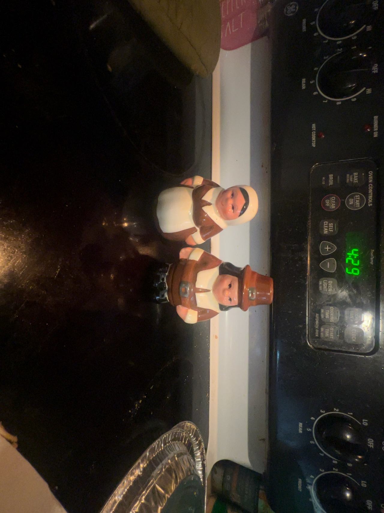 Publix Pilgrim Pair Ceramic Salt & Pepper Shakers