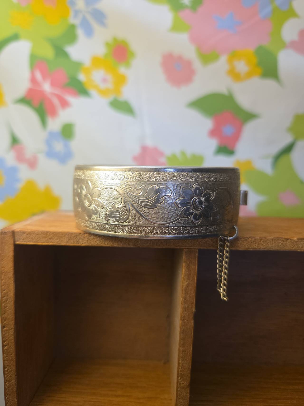 Vintage Floral Engraved Hinged Bangle Bracelet with Safety Chain