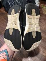 Teva Women's Black Mesh Walking Shoes Size 8.5 - Image 2