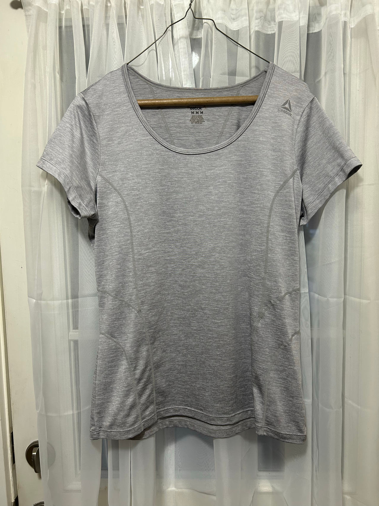Reebok Womens Varigated Heathered T-Shirt, Grey, 