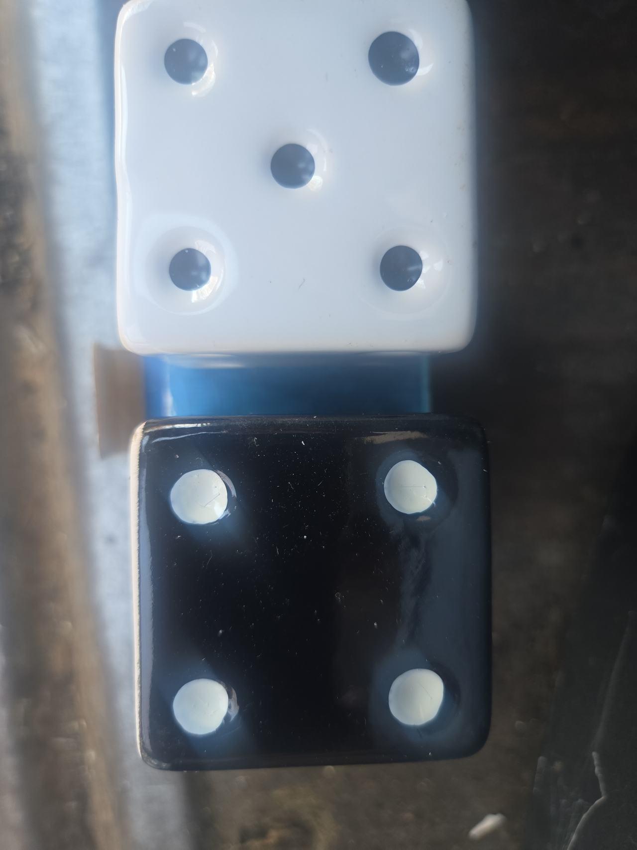 Cracker Barrel Dice Salt & Pepper Set