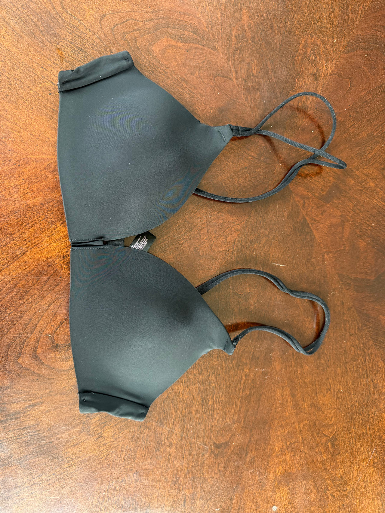 Victoria’s Secret Black bra no wire 34 B. 