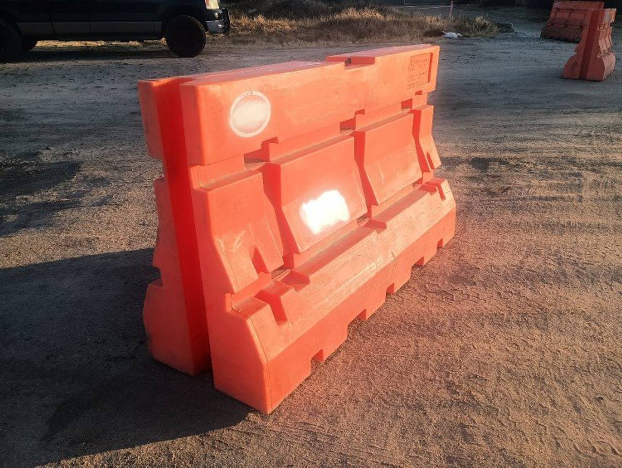 Plastic Water-Filled Jersey Barrier
