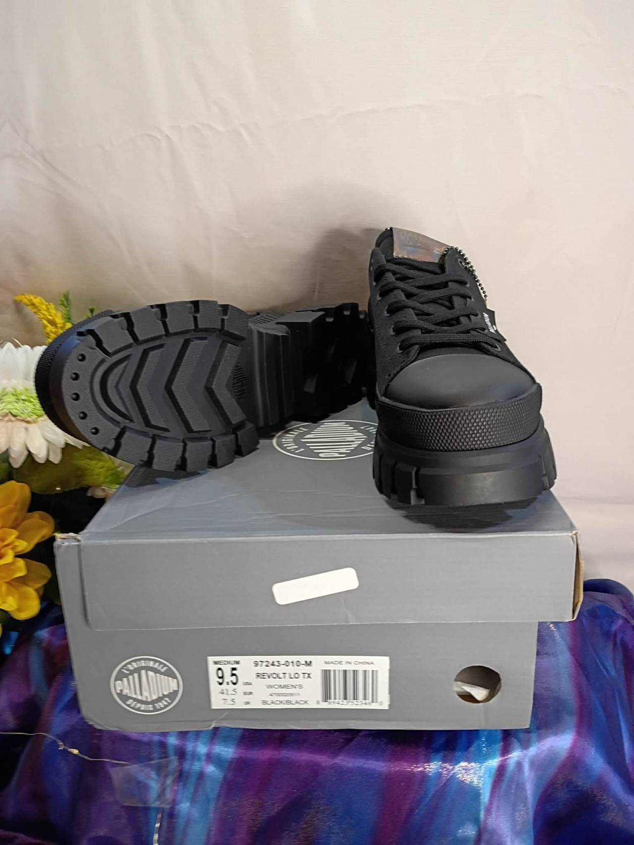 Palladium Revolt Lo TX Womens Boots