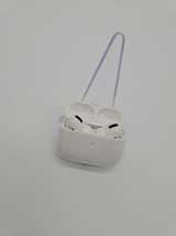 Apple AirPods Pro (1st Generation) - Image 2