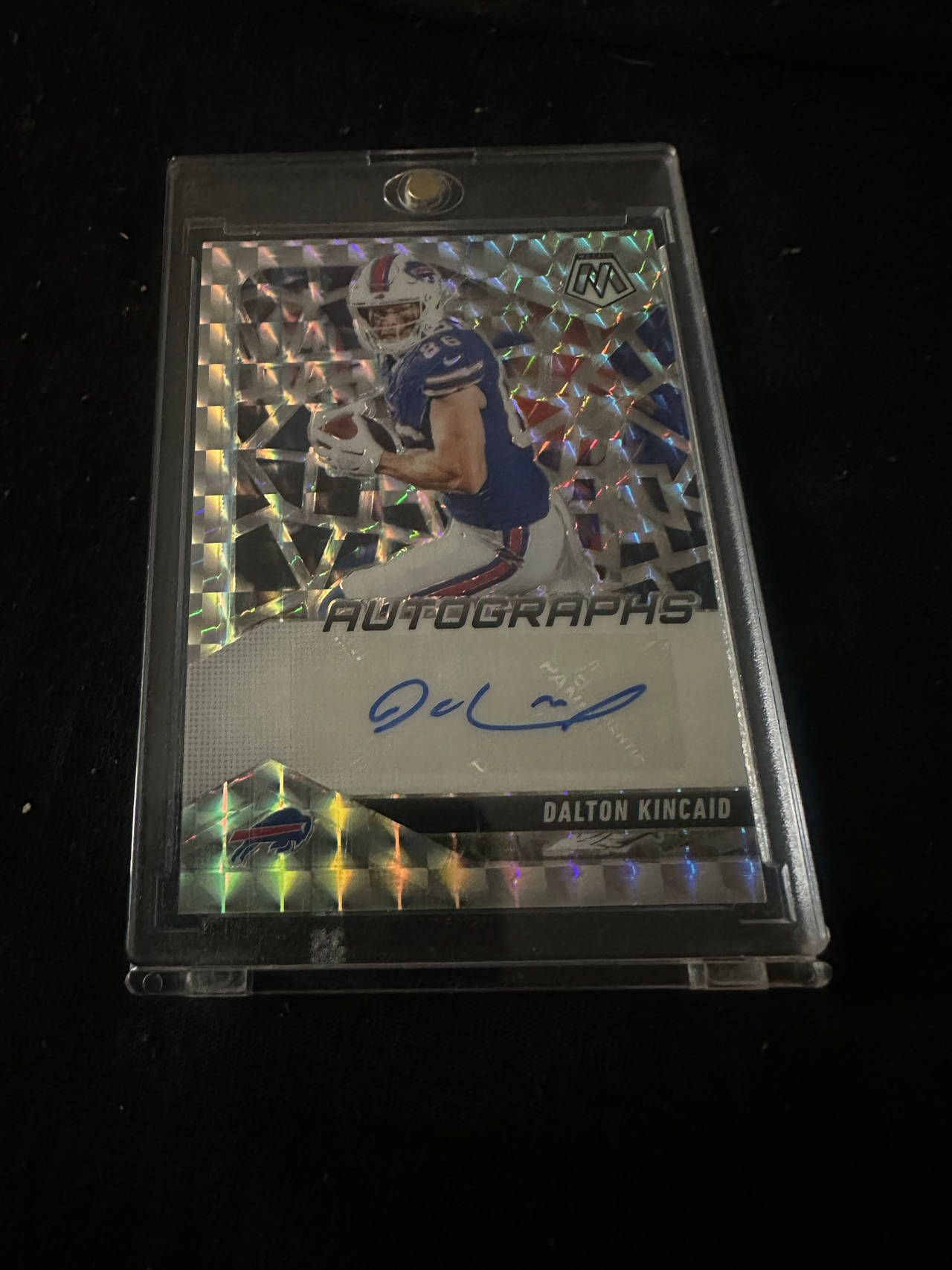 2023 Panini Mosaic Dalton Kincaid Rookie Autograph Genesis Parallel