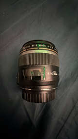 Canon EF-S 60mm f/2.8 Macro USM Lens Black - Image 1