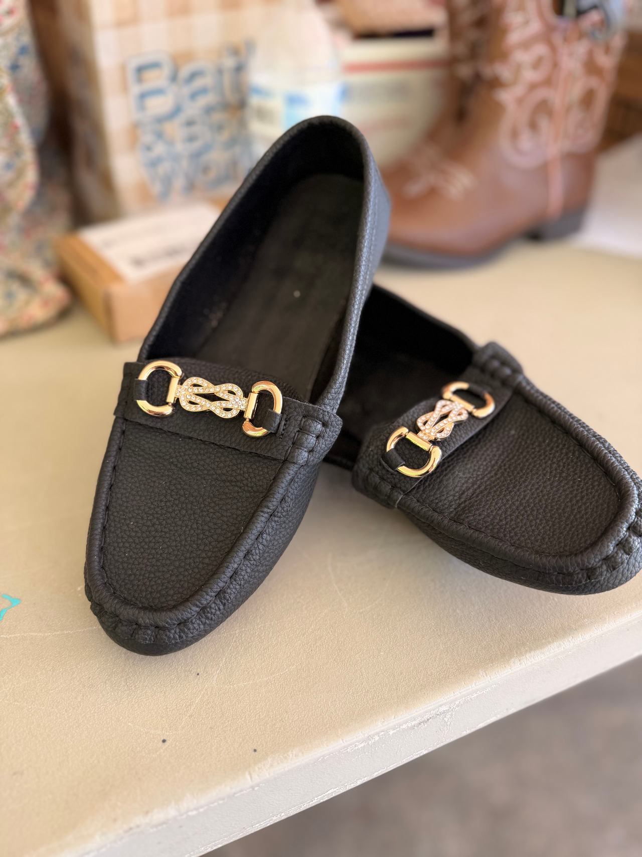 Women's Pebbled Faux Leather Knot Loafers