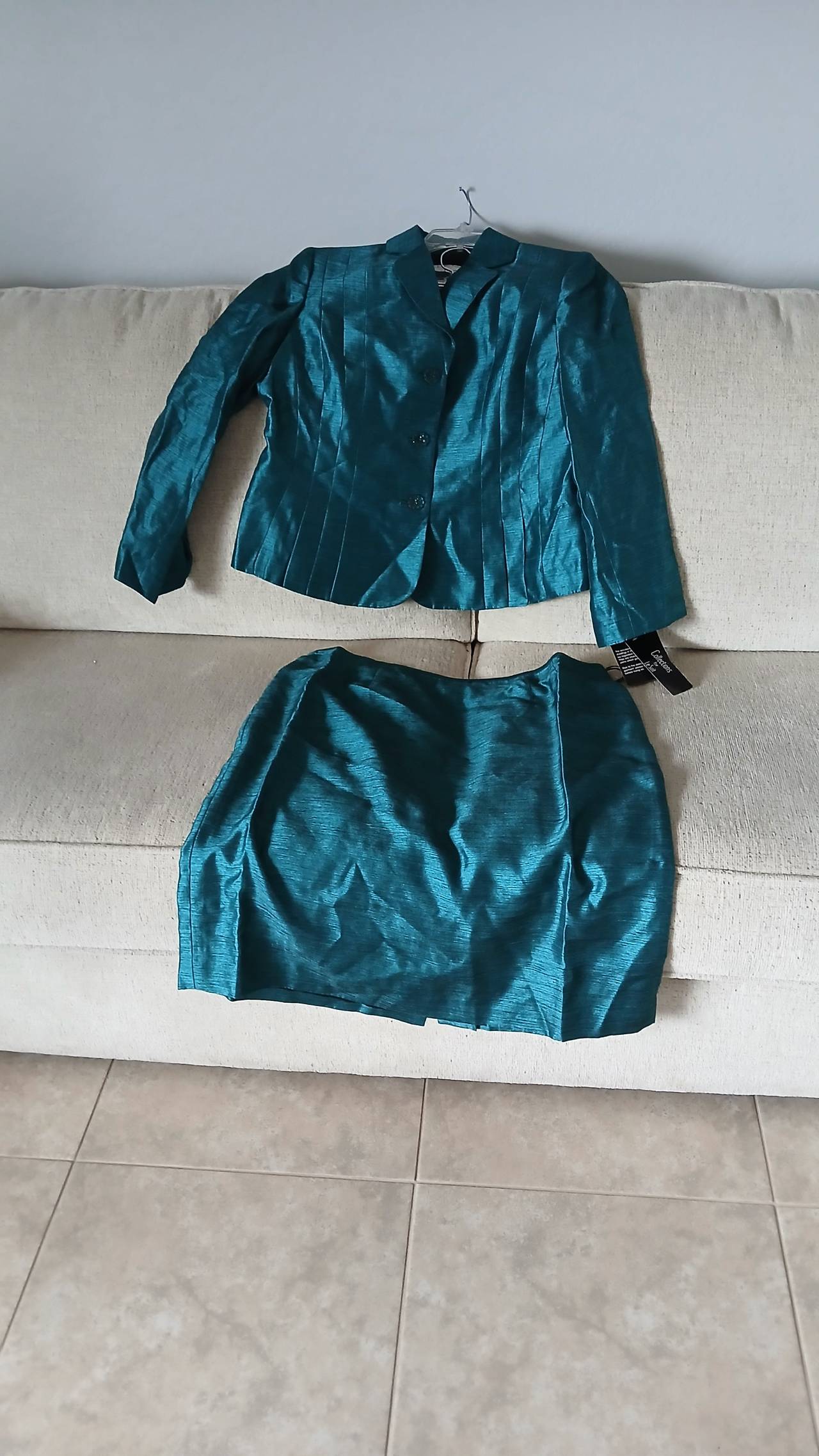 Tahari ASL Teal Shantung Skirt Suit Set