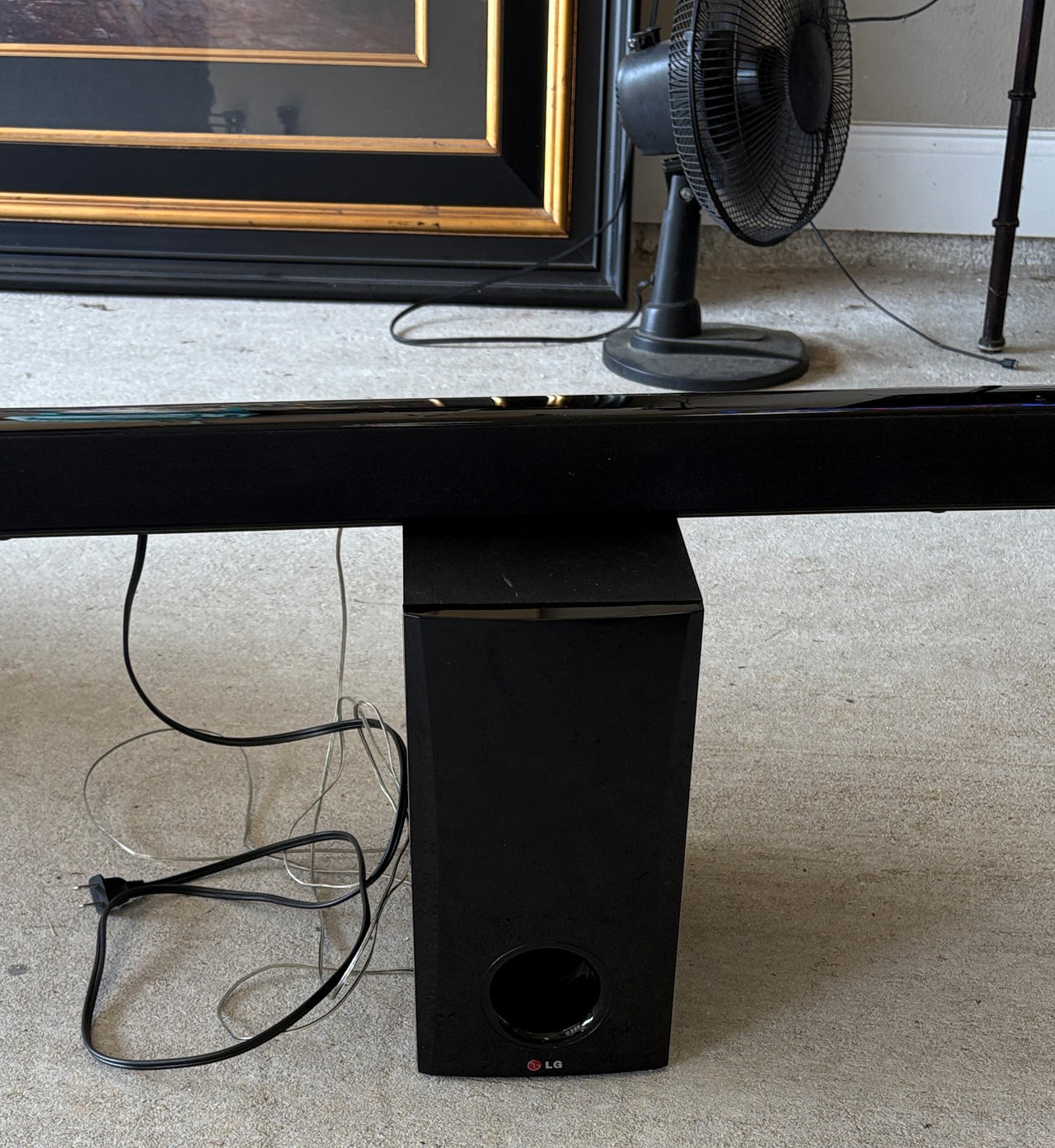 LG Soundbar with Subwoofer