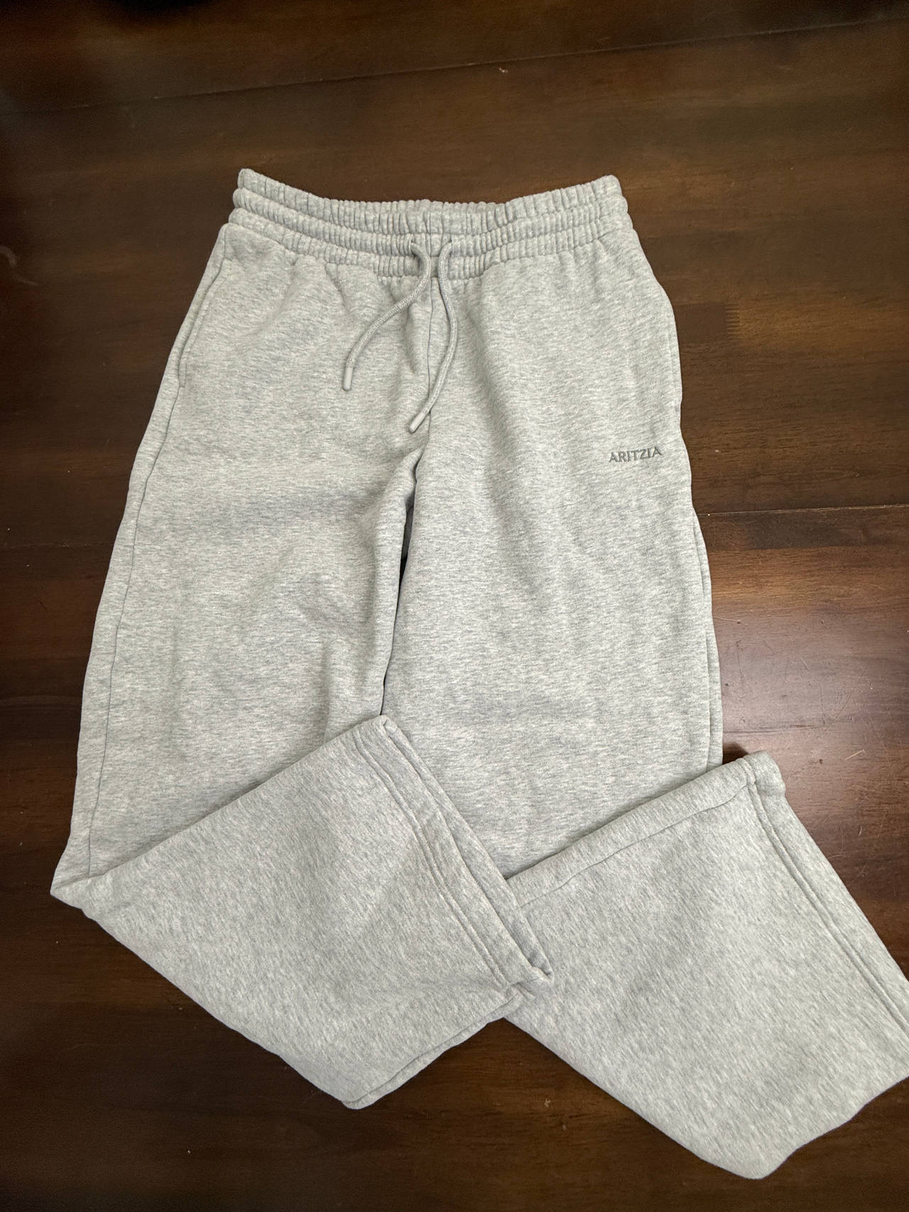 Aritzia Sweatfleece Boyfriend Fit Wide-Leg Sweatpant Small