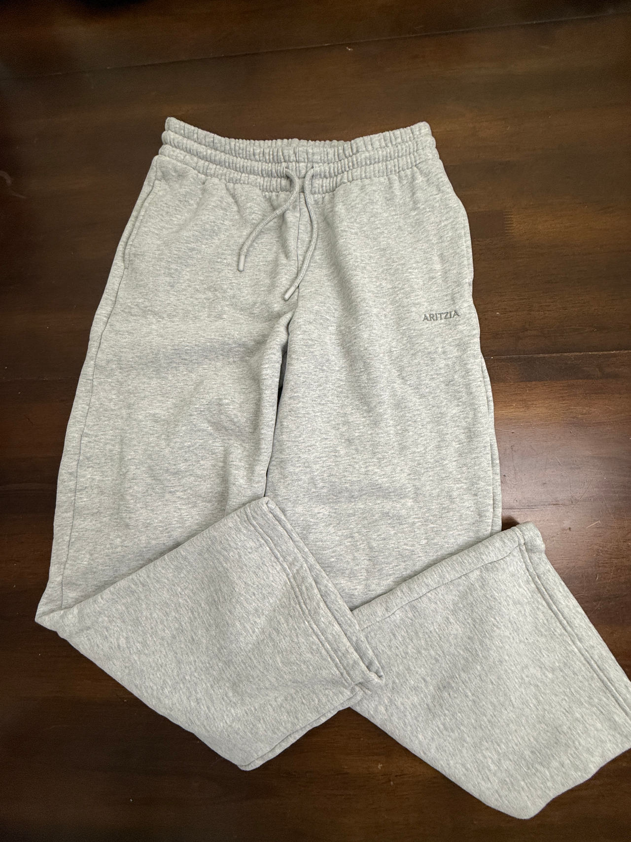 Aritzia Sweatfleece Boyfriend Fit Wide-Leg Sweatpant Small