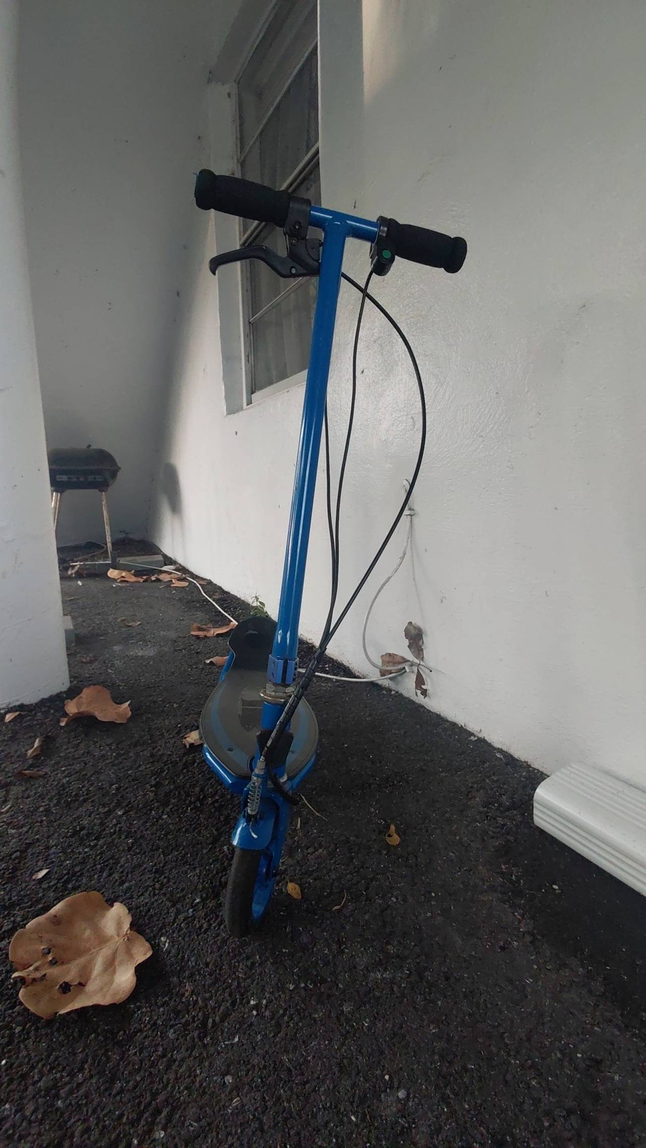 Razor PowerCore E95 Electric Scooter