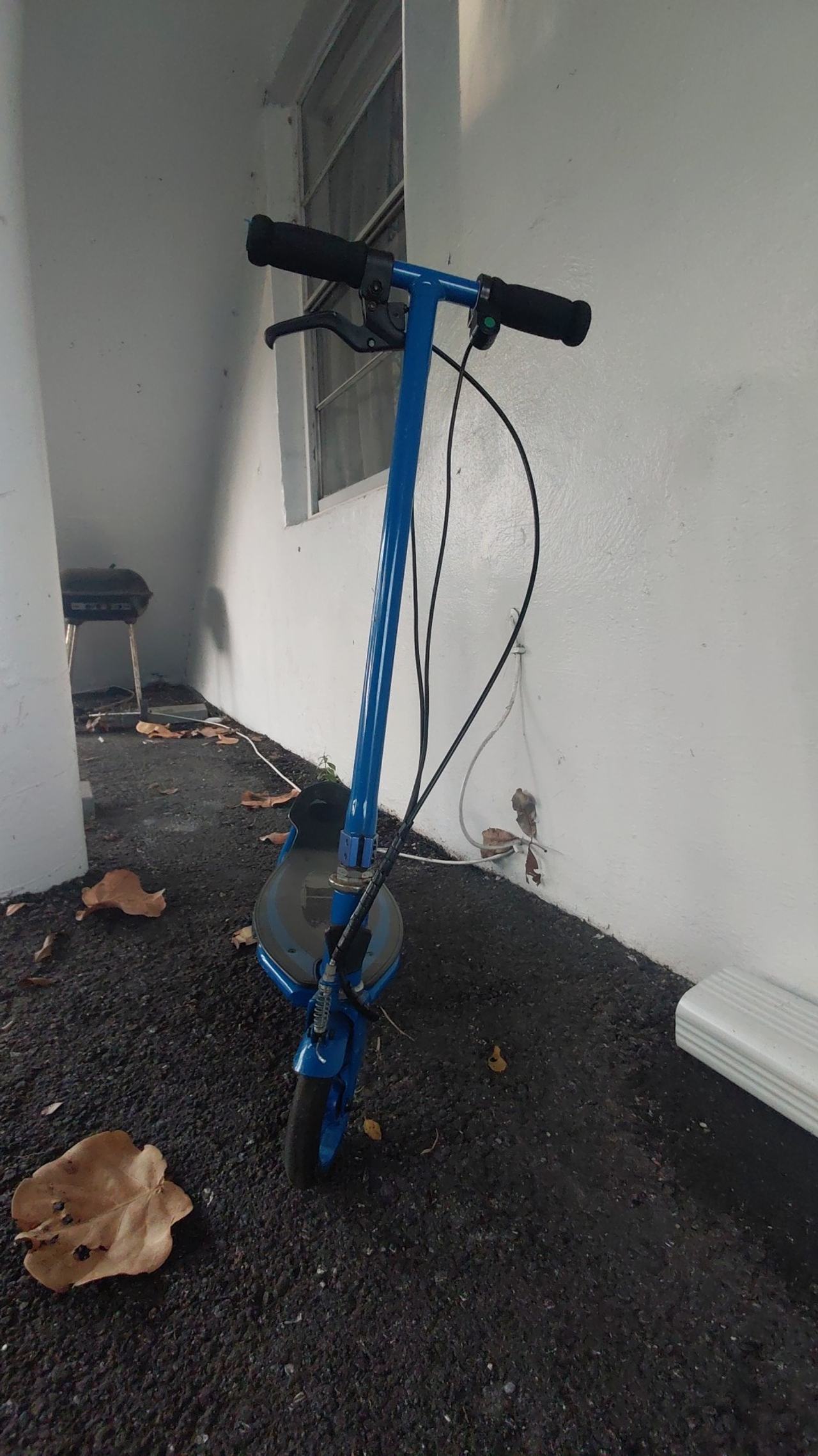 Razor PowerCore E95 Electric Scooter