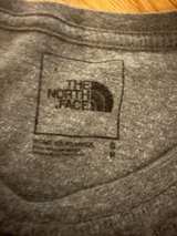 The North Face Half Dome Short Sleeve T-Shirt Grey Heather made into crop top - Image 2