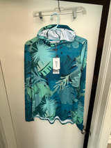World Wide Sportsman UPF 50+ Hooded Cooling Fishing Shirt Size M - Image 1