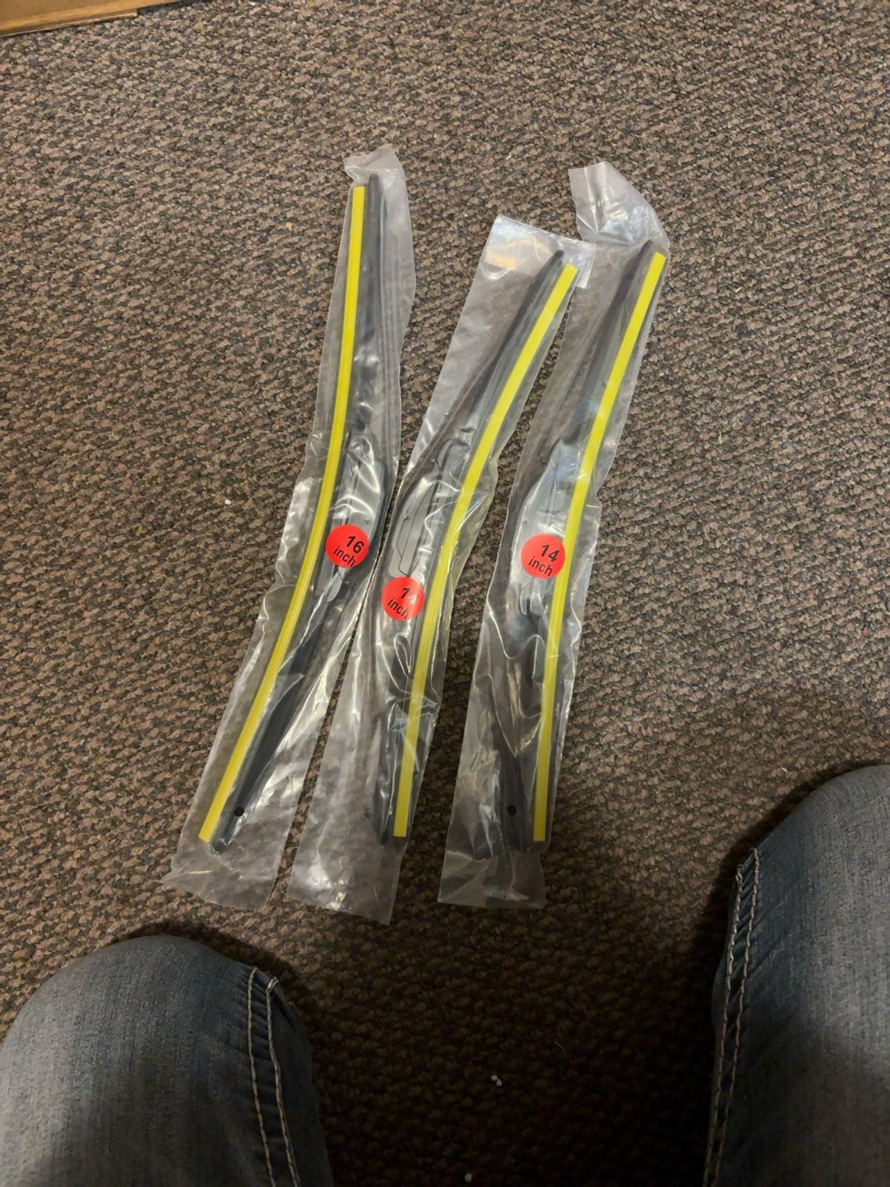 RaidBee OEM Windshield Wiper Blade Set for Hyundai Tucson