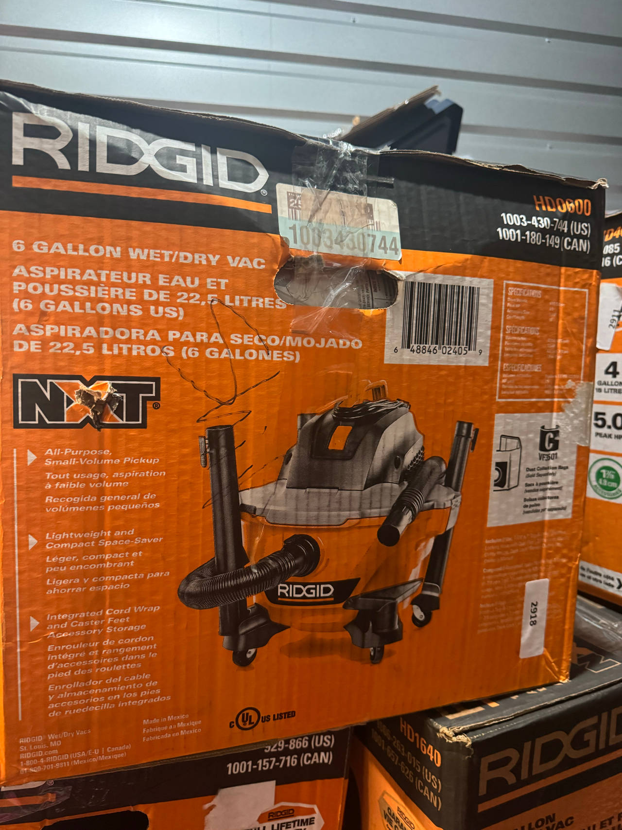 RIDGID 6 Gallon 3.5 Peak HP NXT Wet/Dry Shop Vacuum