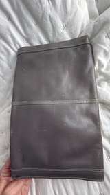 Italian Leather Grey Leather Bow Tie Clutch Bag - Image 5