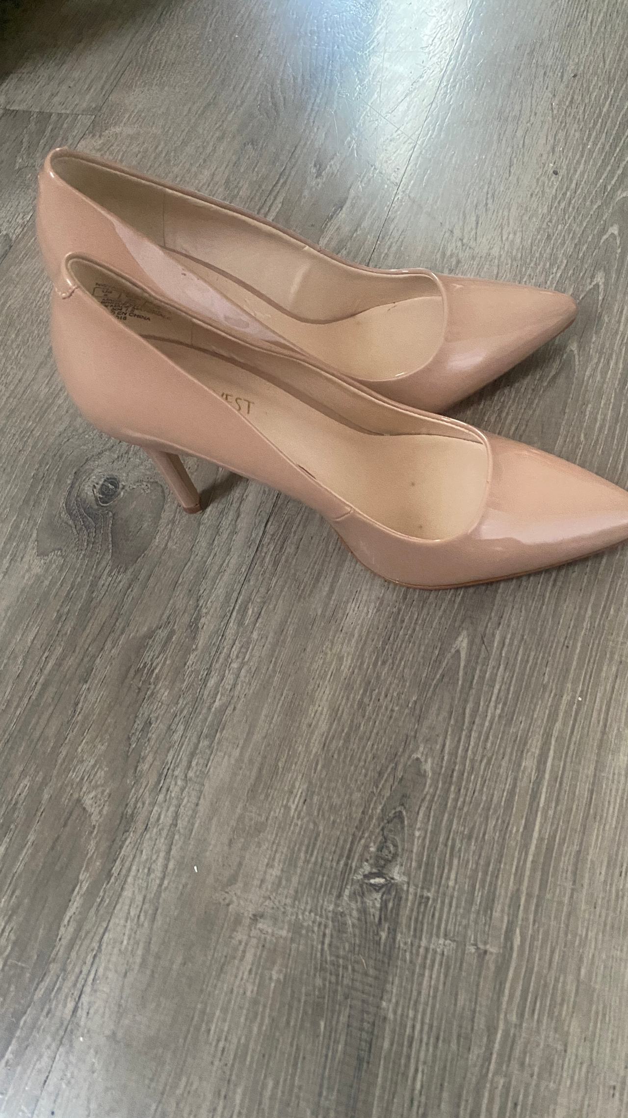 Size 6 Nine West Leather Pumps CASH ONLY 