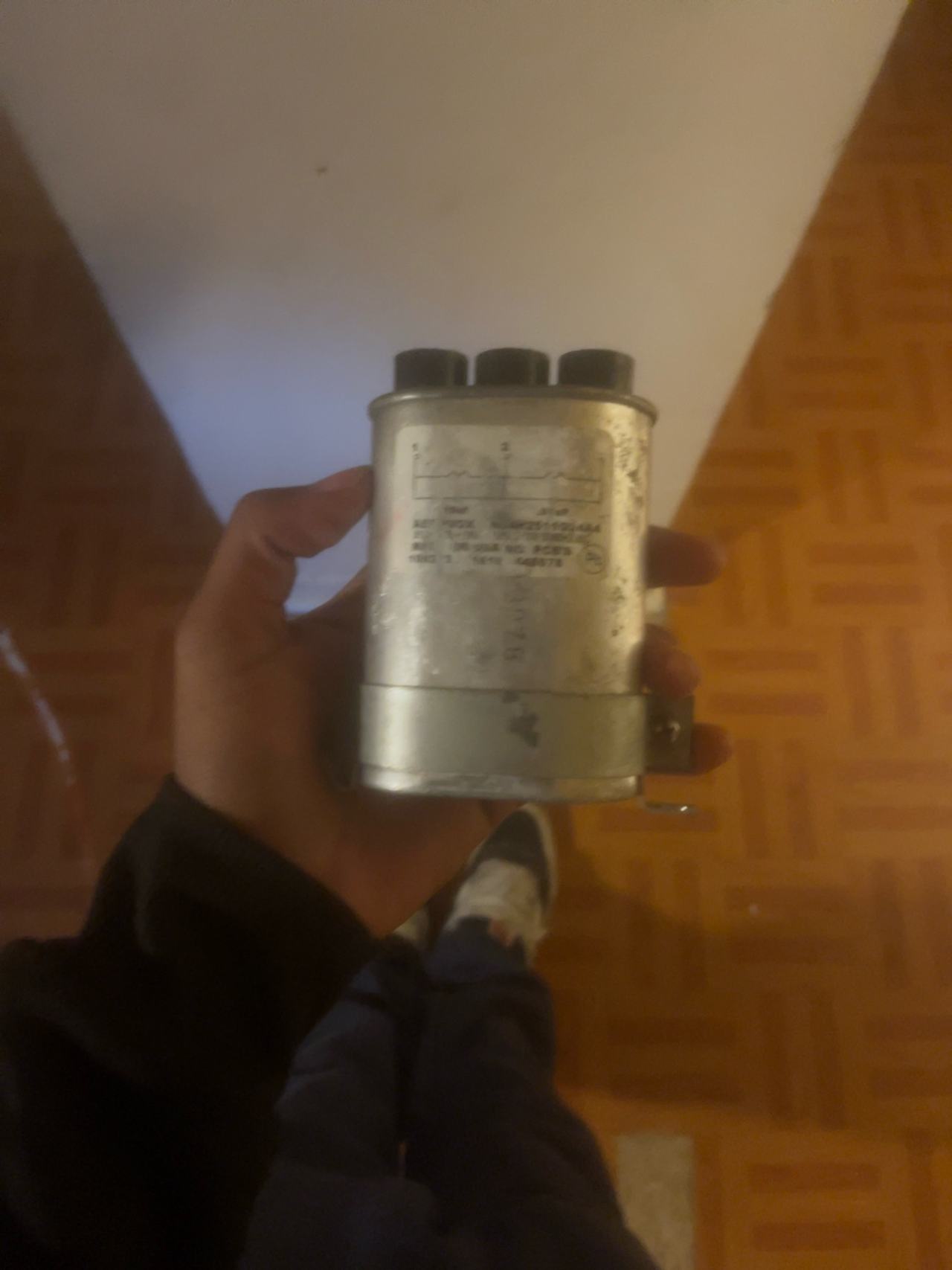 General Electric 15uF 370V Capacitor (21L3115)