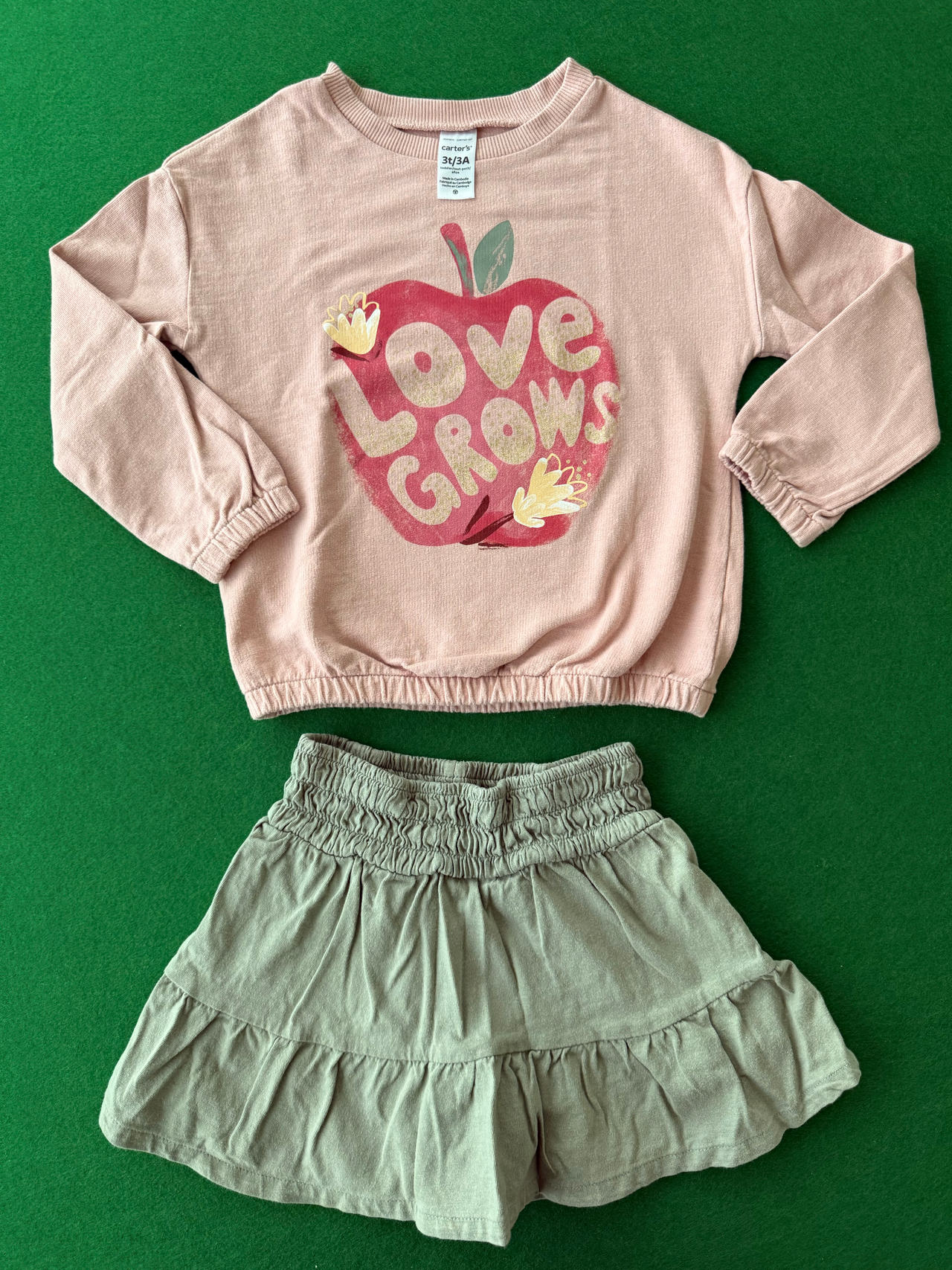 Carter's Toddler Girls 2-Piece Apple Outfit Set
