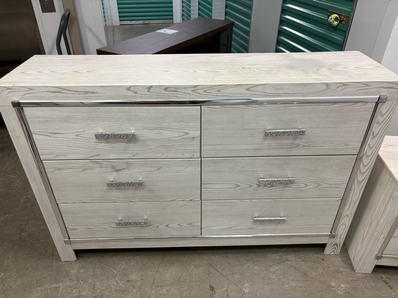 Ashley Altyra 6-Drawer Dresser White