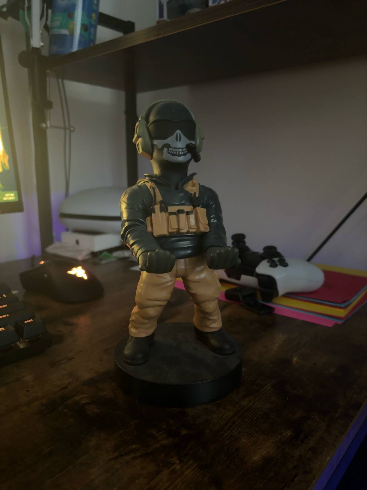 Cable Guys Call of Duty Ghost Phone & Controller Holder