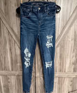 American Eagle High-Waisted Distressed Skinny Jeans size 2 Short - Image 1
