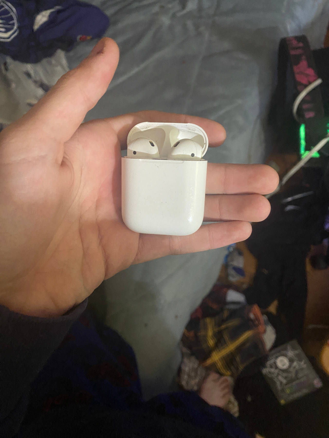Apple AirPods