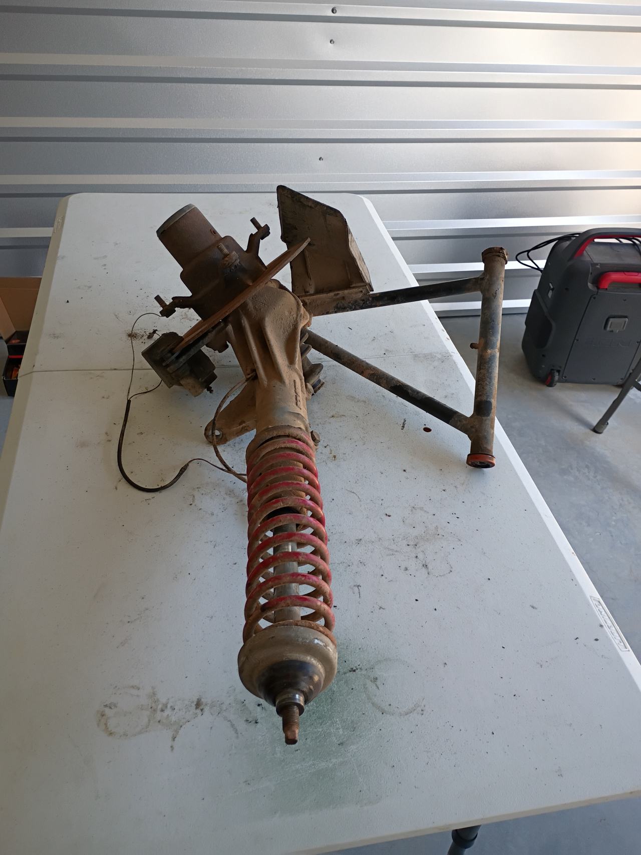 Polaris Sportsman Front Strut and A-Arm Assembly