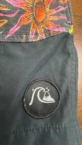 Quiksilver Volley Shorts Sun Pattern Large - Image 2