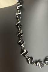 Vintage 1960s Italian Hand-Blown Black & White Swirl Glass Necklace - Image 2