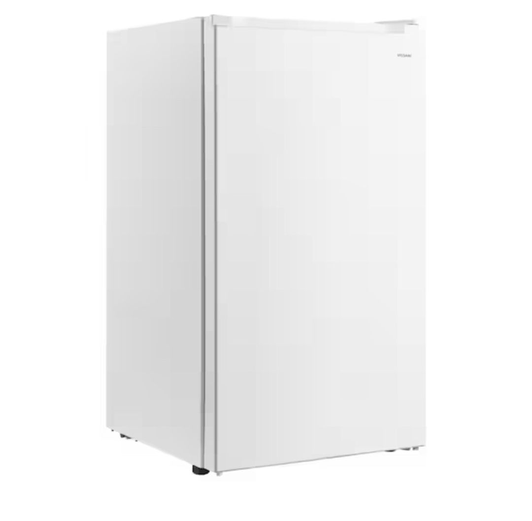 Vissani 3.2 cu ft Mini Refrigerator White