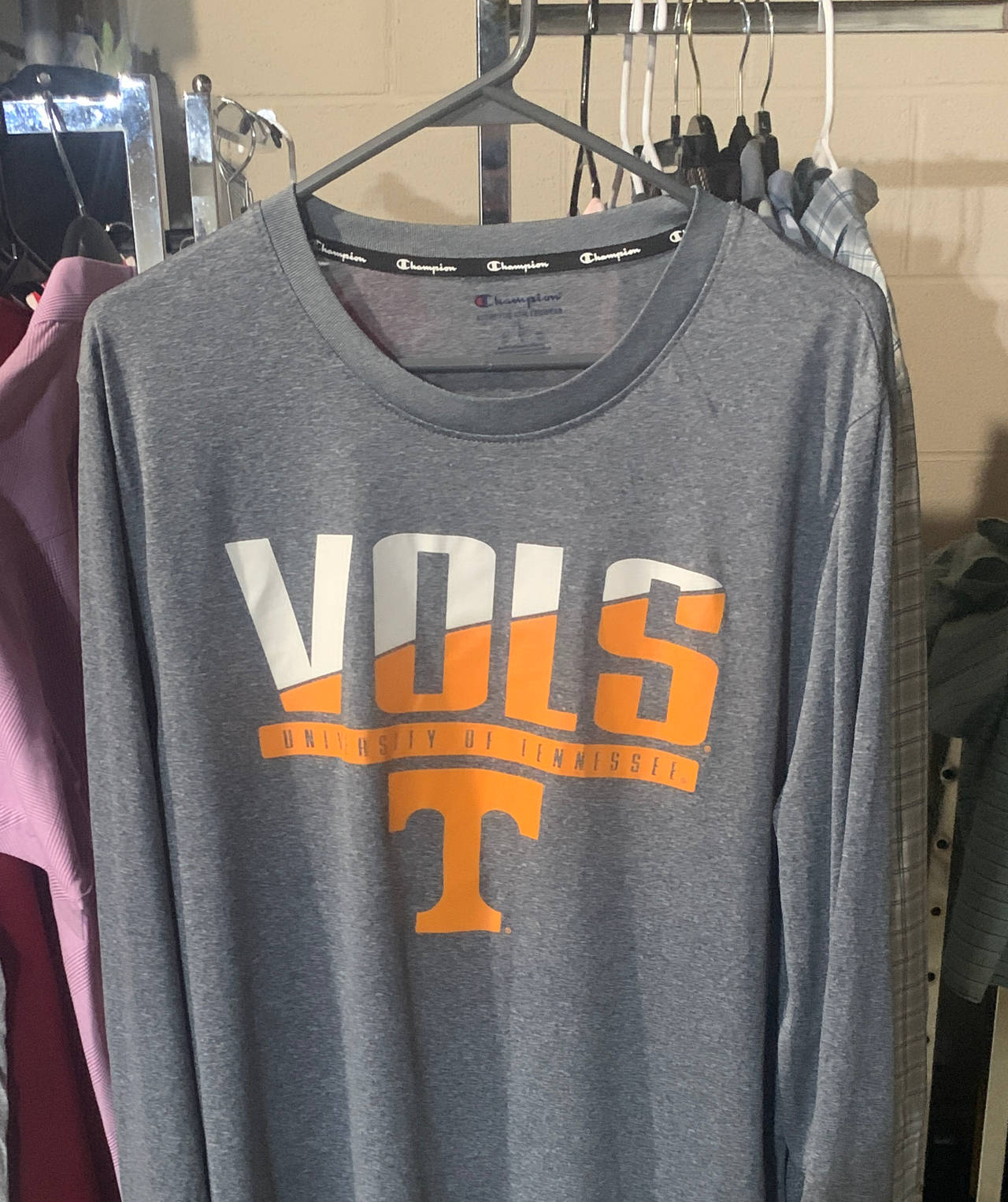 Champion University of Tennessee Vols Long Sleeve Shirt SIZE LARGE