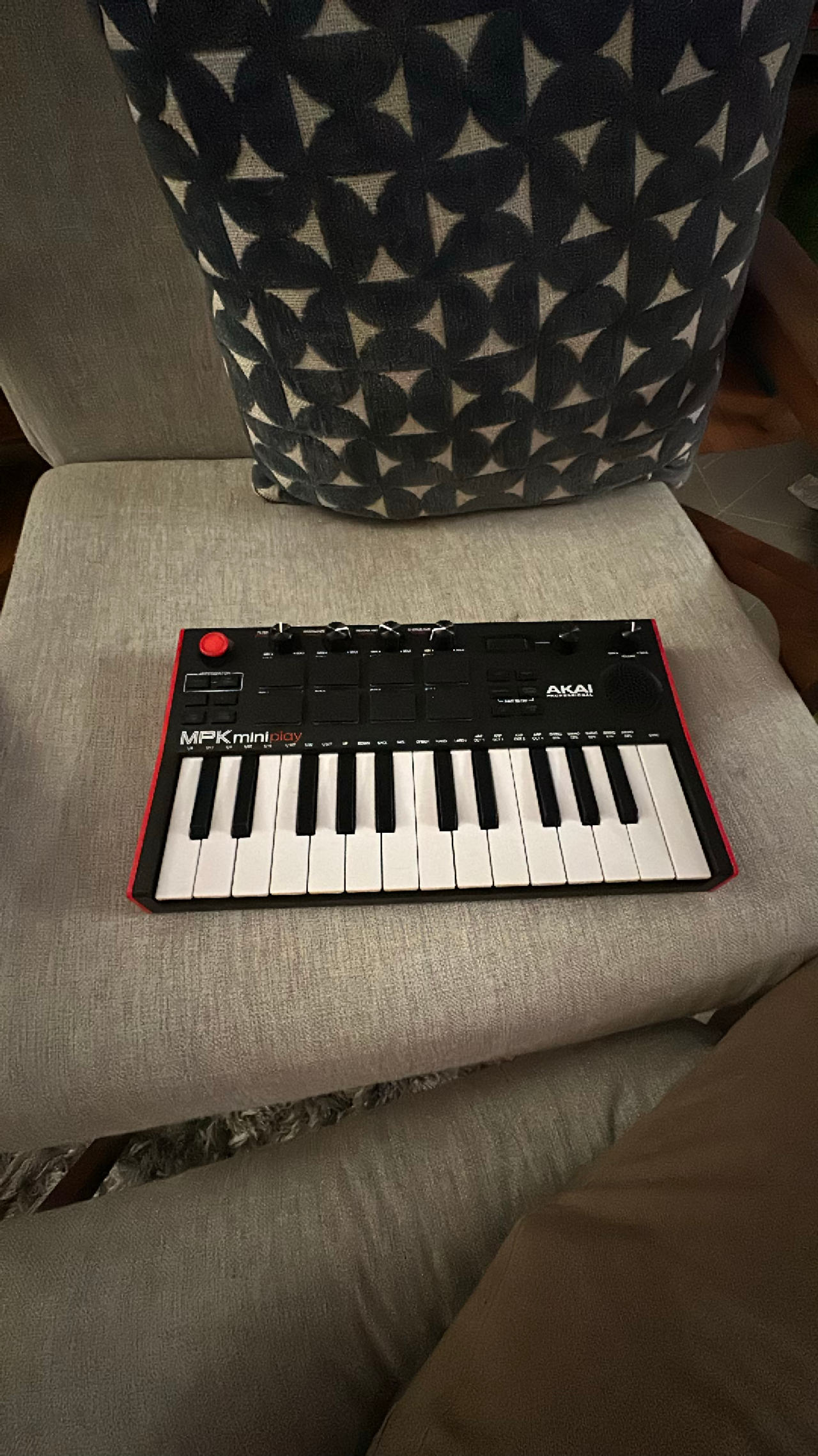Akai MPK Mini Play