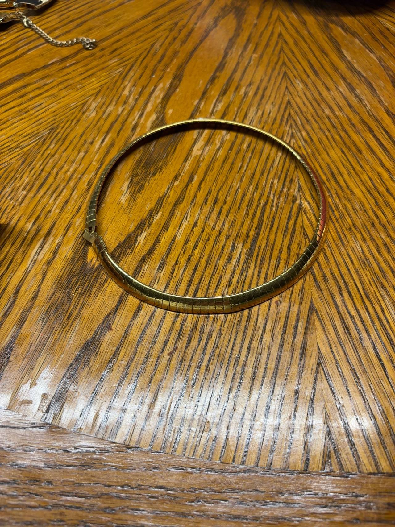 Gold Tone Glittery Bangle Bracelet – Retro 80s Style