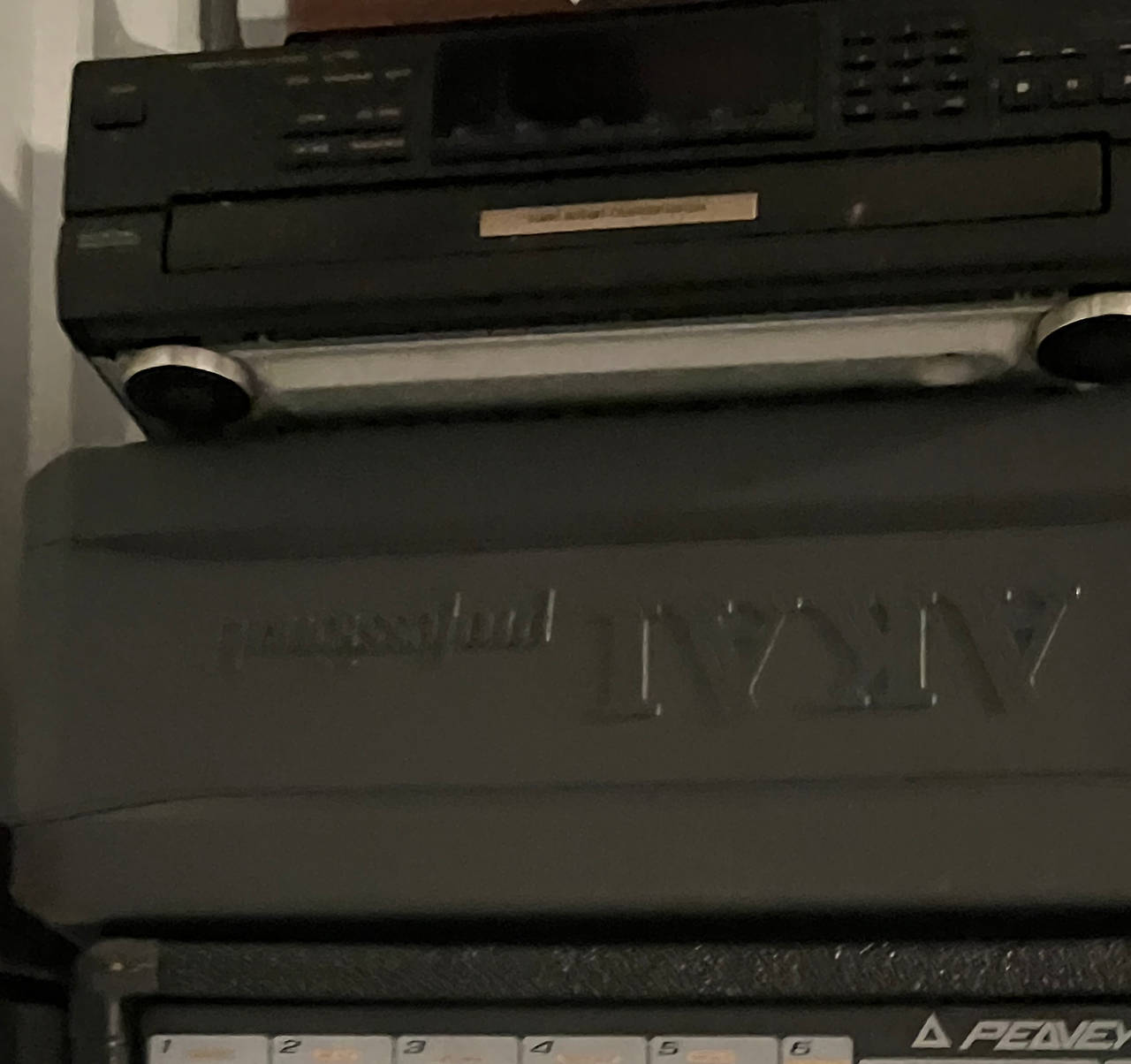 Akai MPC 2000XL MIDI Production Center