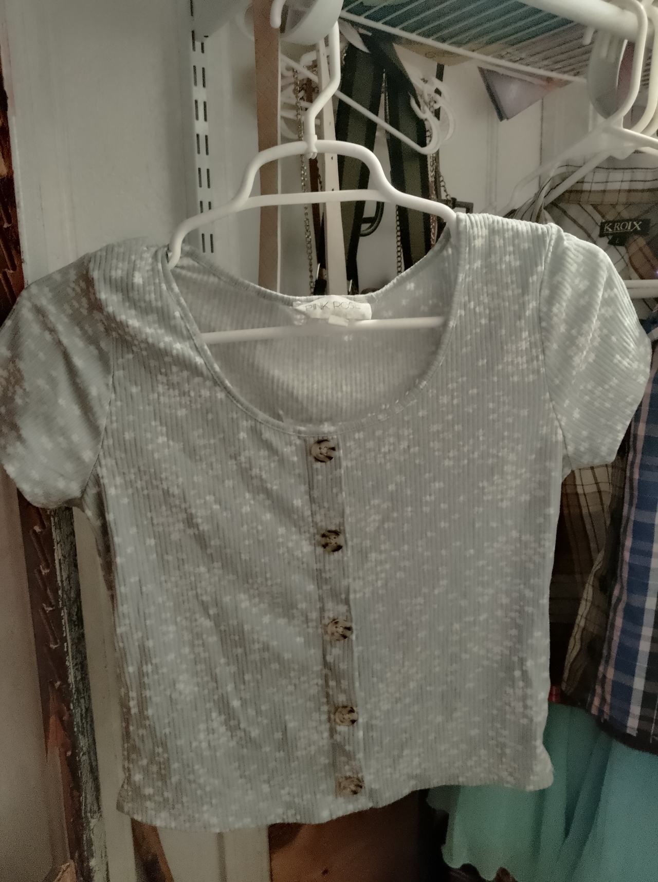 Wild Fable Women's Size S Button-Front Ribbed Crop Top